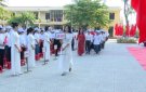 ĐỒNG CHÍ ĐỖ KIM THỌ, TRƯỞNG BAN DÂN VẬN HUYỆN ỦY, CHỦ TỊCH UBMTTQ HUYỆN DỰ LỄ KHAI GIẢNG NĂM HỌC MỚI TẠI TRƯỜNG THPT LÊ HOÀN